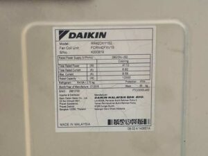 Four-way air conditioner, Daikin brand, model RR42DXY1S2, size 42,000 BTU.