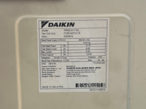 Four-way air conditioner, Daikin brand, model RR42DXY1S2, size 42,000 BTU.