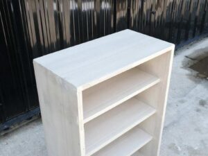 4-tiered wooden product shelf, multi-purpose wooden shelf, gray wood pattern, black wooden base