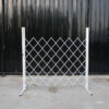 Steel barrier, extendable to 1.9 meters, temporary floor panel retractable fence