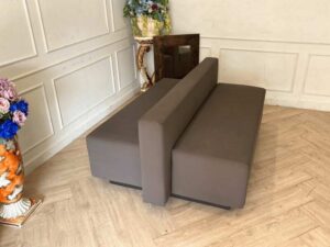 2 seat sofa, medium backrest, leather cushion, gray color.