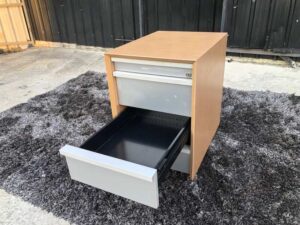 Mobile cabinet, 3 drawers, wooden frame, gray color