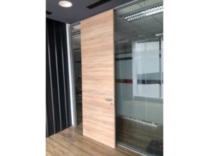 Laminate door, beech wood color
