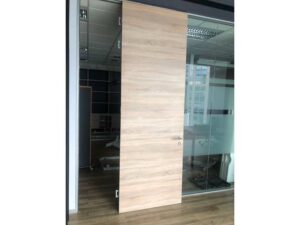 Laminate door, beech wood color