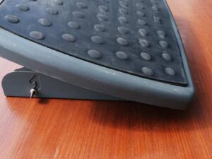Foot rest, foot rest, foot stand, foot rest for health Adjustable foot placement angle