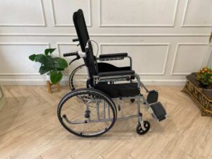 Wheelchair Foldable, lightweight wheelchair