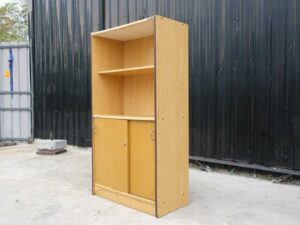 Wooden document storage cabinet storage cabinet 2 shelves 1 storage compartment sliding door Perfect brand model SW-852