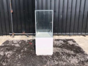 Glass display cabinet, jewelry cabinet, product display cabinet, tall, 2 doors open, white.