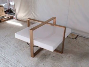 Product display shelves, display stands, acrylic top, rose gold stainless steel frame, beautiful design.