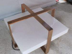 Product display shelves, display stands, acrylic top, rose gold stainless steel frame, beautiful design.