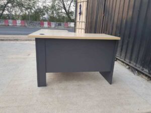 L-shaped corner desk, grey legs, cream tabletop, 150cm