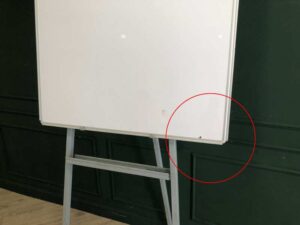 Flipchart 80 x 100 cm. Flipchart board. White board.