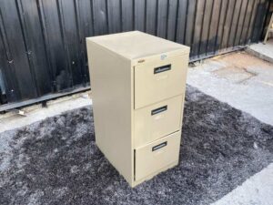 Steel document cabinet with 3 drawers, Lucky brand