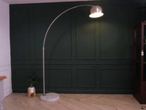 floor lamp Curved marble base, adjustable size.