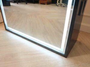 Beauty salon mirror, floor-standing, with LED lights, on-off touch system, mirror with lights, gold-black LED mirror, white light mirror, beauty salon mirror with power plug, new products.