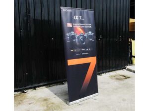 Roll Up - Pull Frame, vinyl sign stand Vinyl floor-standing frame, steel material, gray color, can be disassembled, easy to move, can be disassembled.