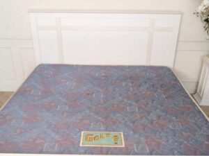Bed with headboard, white wooden frame, with mattress