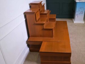9 altar tables with drawers