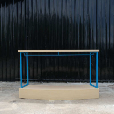 Product hanging shelf Clothes rack, 4 storage drawers below.