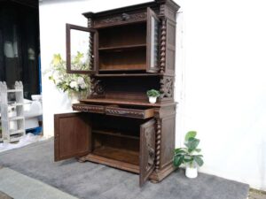Buffet cabinet, carved bird pattern, European work from Germany.