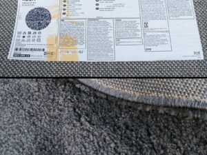 Round fluffy rug, IKEA ADUM model, polypropylene material, Made in Turkey.