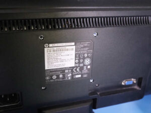 LCD computer screen, LED backlight, HP LV1911, size 18.5 inches, works normally.