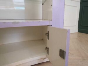 Curved glass jewelry showcase cabinet in purple color, without glass door.