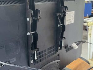 Samsung LCD television 40 inches, model UA40F5000AR