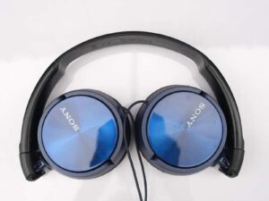 Headband headphones, brand Sony, model MDR ZX310AP Series Balanced Sound Headphone With Mic - Blue & red