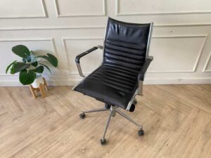Office chair, leather seat, steel frame, Modernform brand.