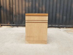 Wooden cabinet, 1 door, 1 drawer, brown color