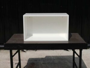 Product shelf Pallet High gloss white wood frame