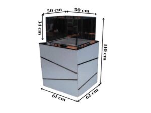 Jewelry cabinet, glass cabinet to display products The base is designed with a stainless steel cut glass pattern. There is a storage cabinet with 1 door that opens in a gray stone pattern.
