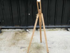 Wooden easel, drawing easel, tiltable 180 degrees, height adjustable legs.