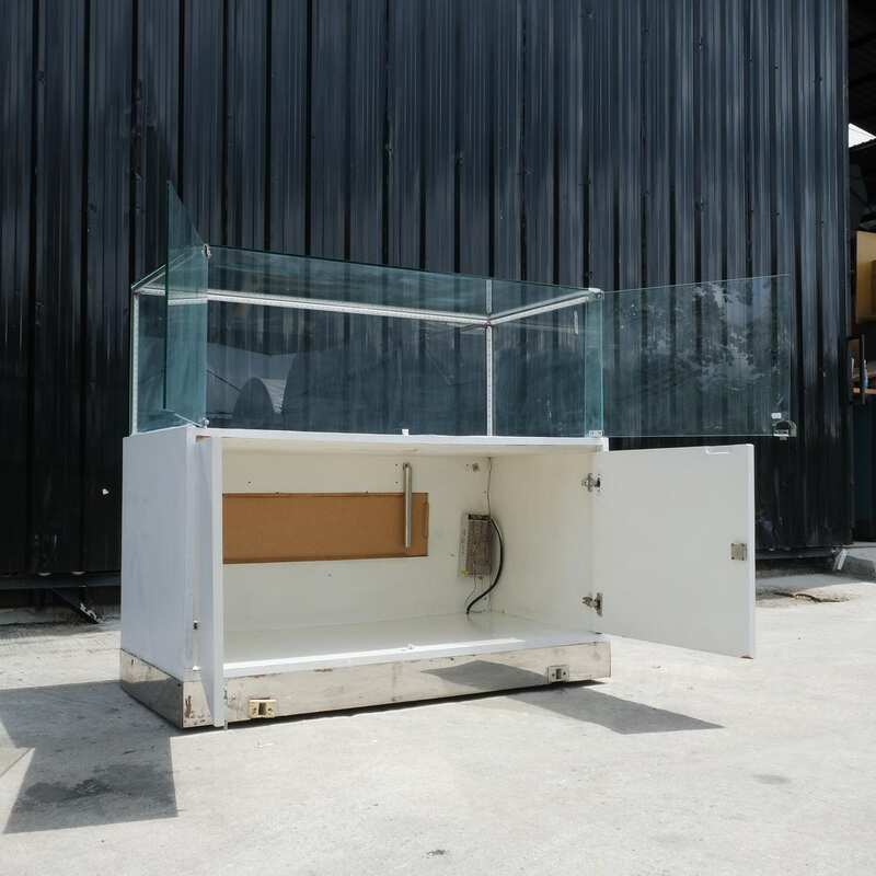 Jewelry cabinet, glass product display cabinet with 2 opening doors, white wooden frame, with LED lights along the edge of the glass.