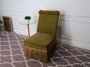 leisure chair Complete with wheels, cloth seats, European workmanship from Germany.