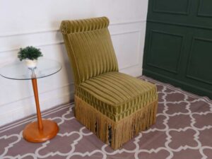leisure chair Complete with wheels, cloth seats, European workmanship from Germany.