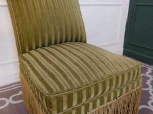 leisure chair Complete with wheels, cloth seats, European workmanship from Germany.