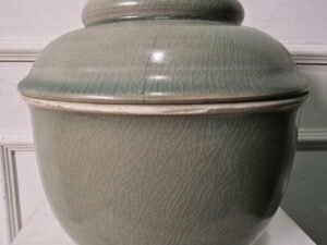 Celadon with lid