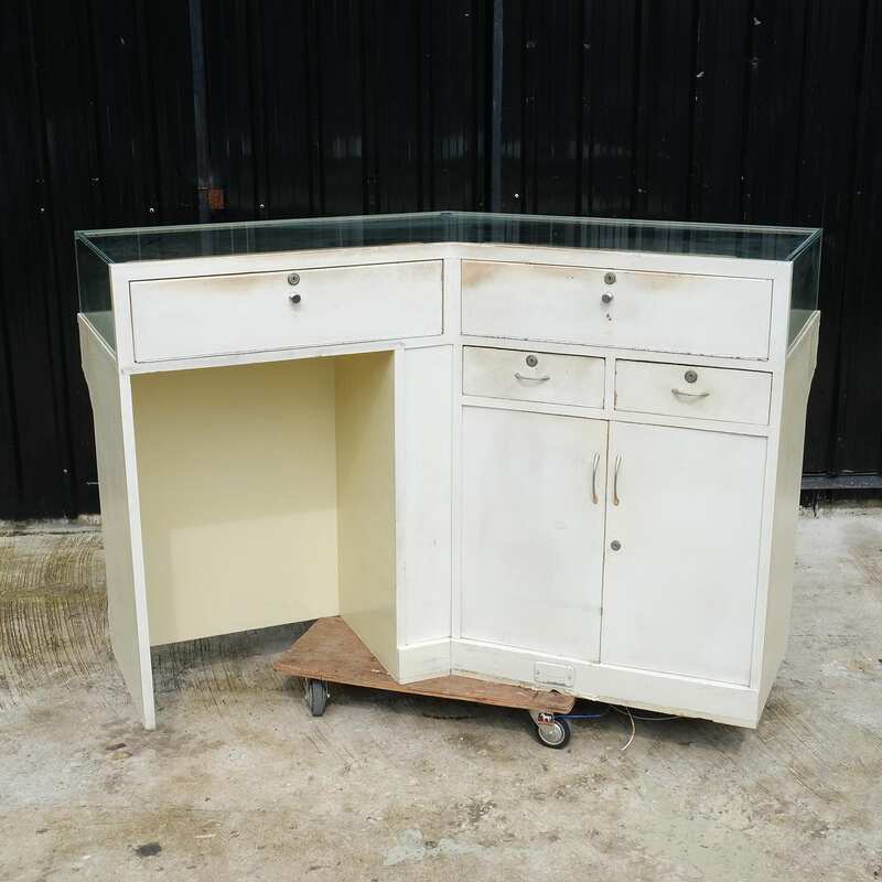 Jewelry cabinet, jewelry cabinet, diamond cabinet, product display cabinet, oblique corner cabinet