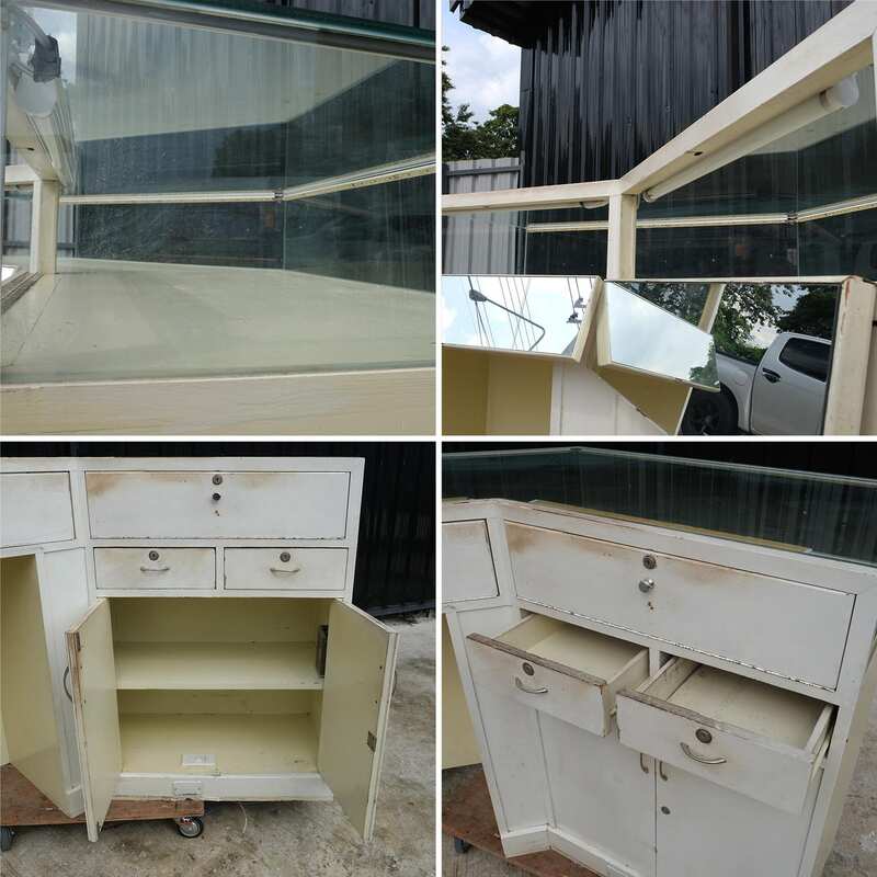Jewelry cabinet, jewelry cabinet, diamond cabinet, product display cabinet, oblique corner cabinet