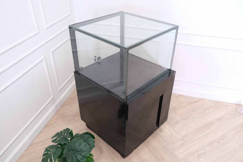 Jewelry cabinet, glass cabinet to display products Square shape, black wooden base, has 2 storage cabinets that open.
