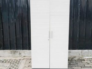 Executive coat hanger, 2 doors, 2 drawers, gray color, beautiful design.