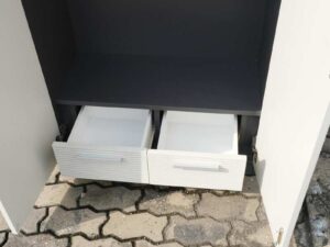 Executive coat hanger, 2 doors, 2 drawers, gray color, beautiful design.