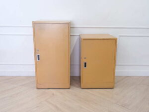 Multipurpose cabinet wooden frame 1 door 2 shelves with wheels