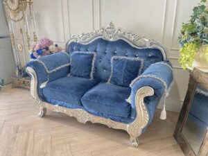 Louis sofa, 2 seats, blue fabric cushion, modern style.