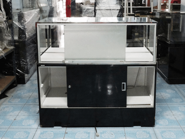 Jewelry cabinet, glass cabinet to display products Rectangular shape, white, sliding glass door *no key