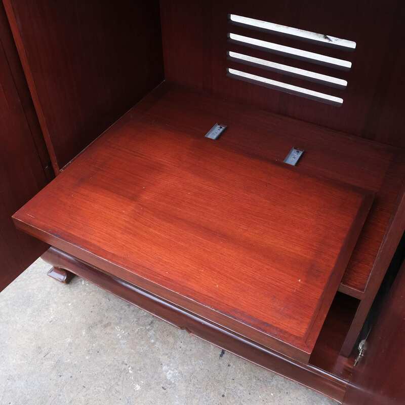 Wooden cabinet, wooden TV cabinet with 2 doors, multi-purpose wooden cabinet, storage cabinet