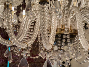 Chandeliers crystal lamps stairwell lamps ceiling lamps