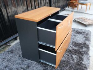 Filing cabinet, 2 drawers, wooden frame, gray color, wooden top, Logica brand.